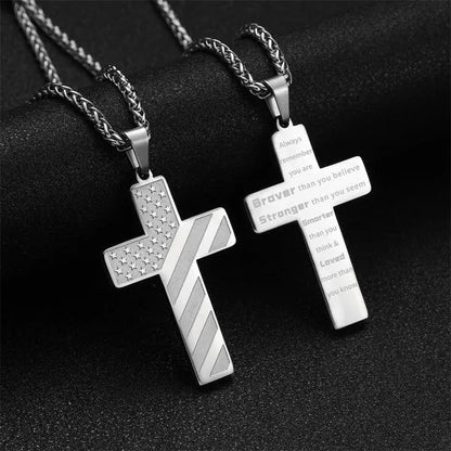 Collar de Cruz "Corazón Valiente": Grabado en Acero Inoxidable