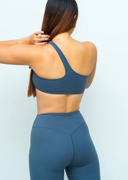 Conjunto Deportivo Penelope: Top/Blusa + Leggins Corte en V