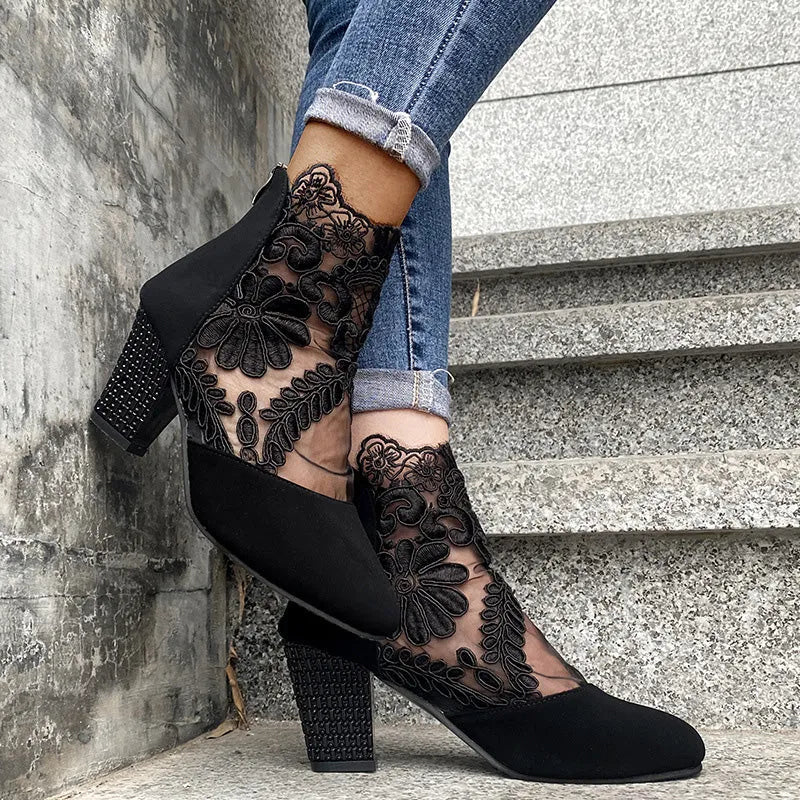 Zapatos de tacón alto con encaje elegantes para mujer